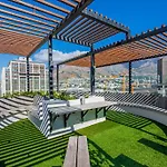 2Nd Floor Luxury In City, Pool, Secure, Wifi